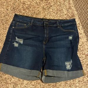 Judy blue shorts